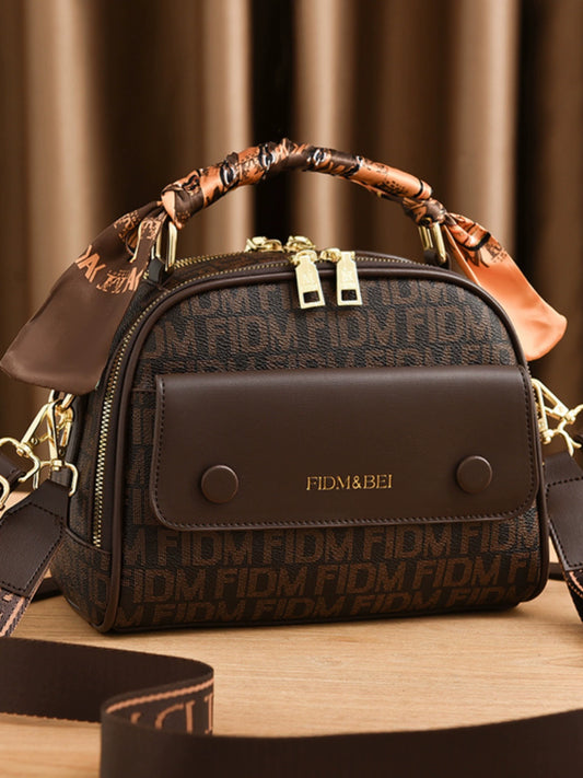 Small square bag  new Internet celebrity high-end sense small bag trendy fashion versatile women's shoulder messenger bag handbag