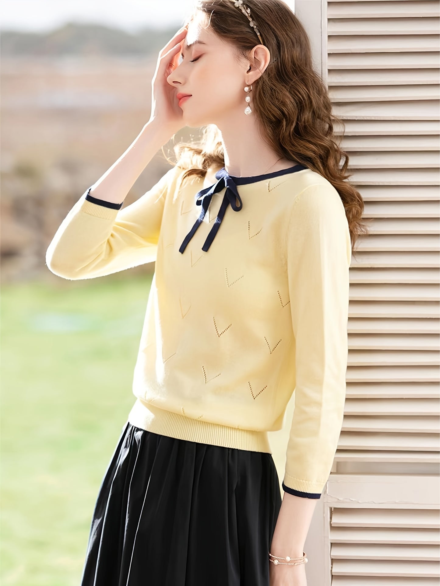 Elegant Women's Knit Sweater with Bow Tie Detail - Comfy and Stylish for Spring and Summer