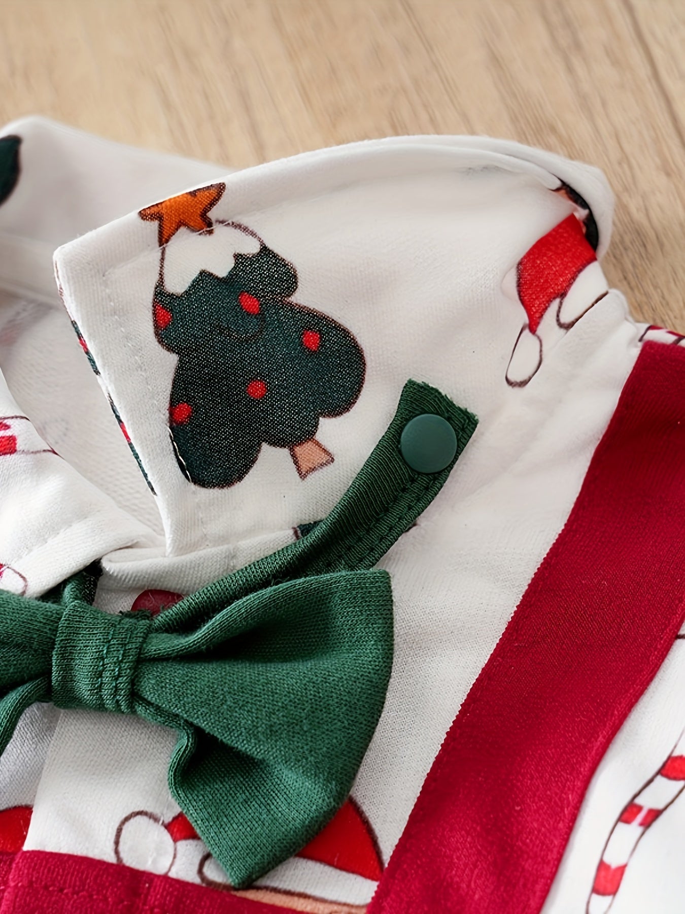 Faux Suspender Overalls Xmas Symbols Pattern Jumpsuit With A Bow Tie For Baby Boys, Perfect For Autumn And Winter Outdoors