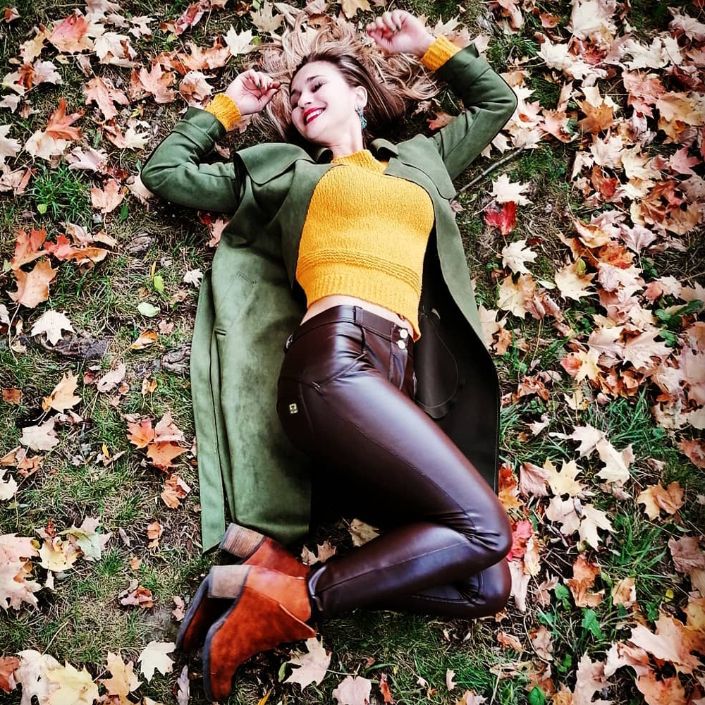 Sixsr Melody Brown Leather Pants Vintage Trausers Women Leggings Pvc Sexy Comfortable Moto Work Pants Woman Vinyl Trousers