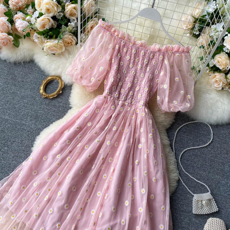 Sixsr Embroidered Off-Shoulder Dresses Fairy Chic Gentle Dress Female New Style Sweet Daisy Printed Mesh Long Floral Dress Female