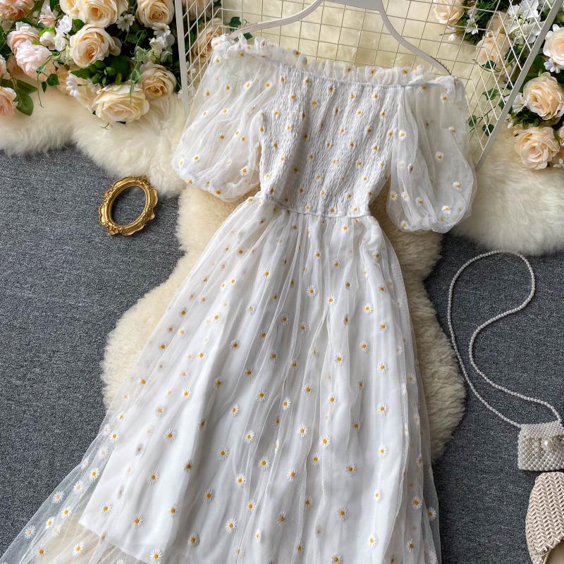 Sixsr Embroidered Off-Shoulder Dresses Fairy Chic Gentle Dress Female New Style Sweet Daisy Printed Mesh Long Floral Dress Female