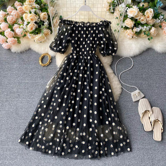 Sixsr Embroidered Off-Shoulder Dresses Fairy Chic Gentle Dress Female New Style Sweet Daisy Printed Mesh Long Floral Dress Female