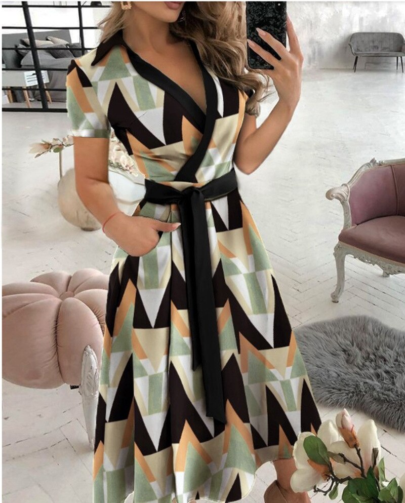 Sixsr Spring and Summer Fashion New Party Dress Short-sleeved V-neck Retro Dress with Printed Belt