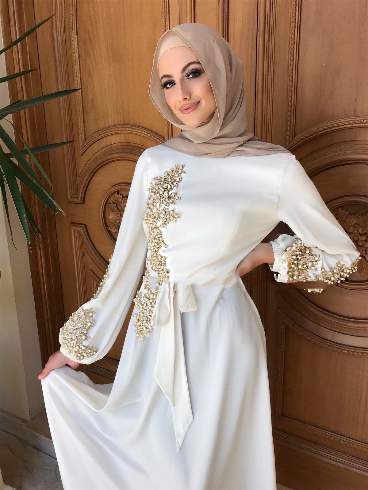 sixsr Spring Autumn Dresses for Women Embroidery Abaya Dubai Turkey Muslim Dress Evening Wedding Dress Kaftan Islamic Clothing Indian Dress Women Robe Vestidos