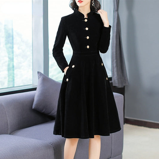 New Autumn And Winter Women European And American Hepburn Style Dress Black Thin Retro Velvet Collar